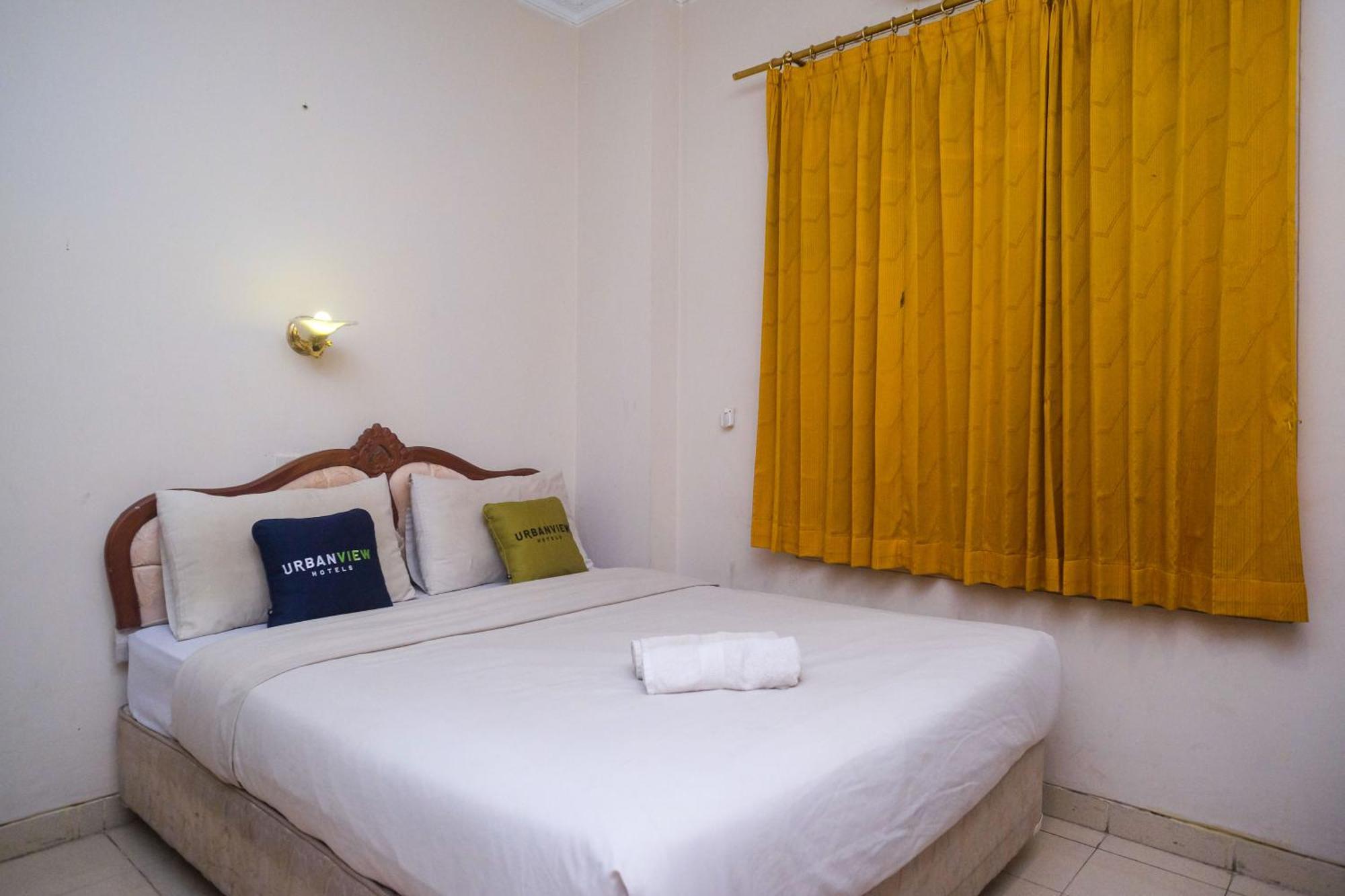 Urbanview Hotel Pondok Anggun Yogyakarta By Reddoorz Maguwo Exterior foto