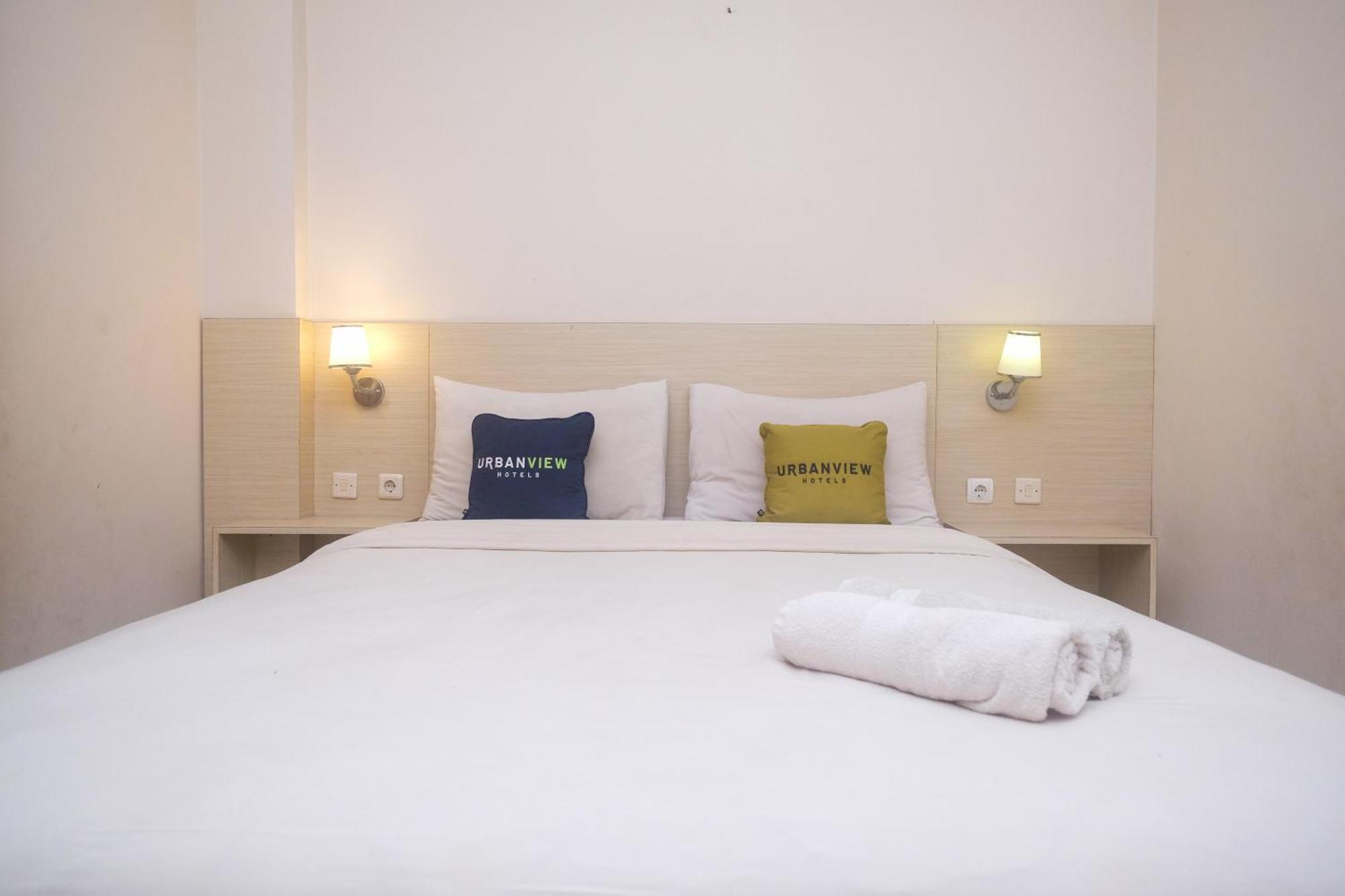Urbanview Hotel Pondok Anggun Yogyakarta By Reddoorz Maguwo Exterior foto